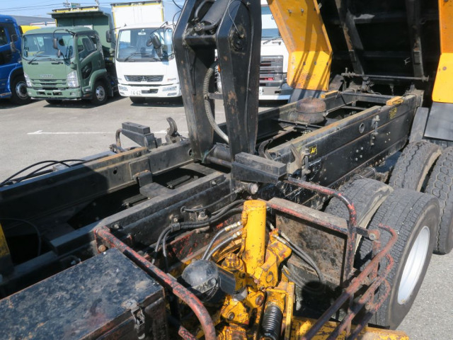 UDトラックス（日産） 大型 土砂ダンプ KC-CZ53BNH(86018) 41枚目