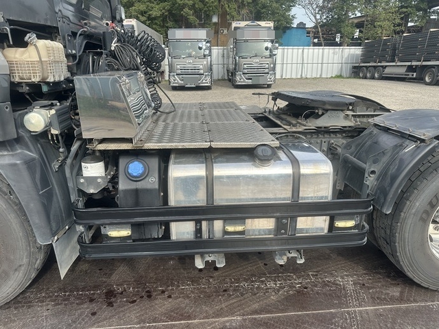 UDトラックス（日産） クオン 大型 トラクタ 2PG-GK5AAB(45314) 5枚目
