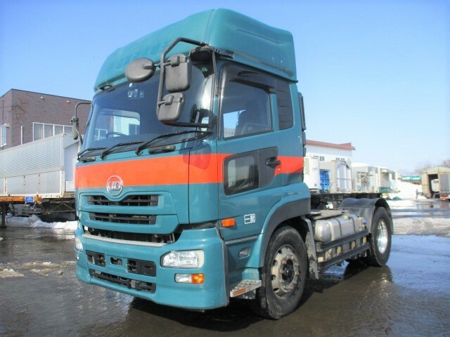UDトラックス（日産） クオン 大型 トラクタ QKG-GK5XAB(8989) 1枚目