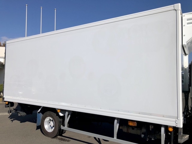 日野 レンジャー 中型 冷蔵冷凍バン TKG-FC9JJAA(60832) 9枚目