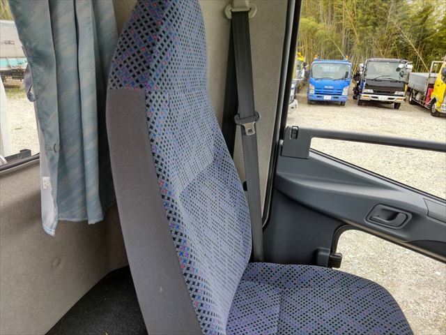 三菱ふそう ファイター 中型 平ボディ（クレーン付） PDG-FK71R(10001) 54枚目