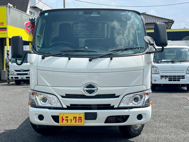 日野 デュトロ 小型 平ボディ 2RG-XZC605M(109992) 2枚目