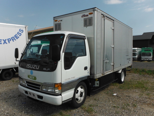 いすゞ エルフ 小型 バン KC-NKR66LAV(1053) 2枚目