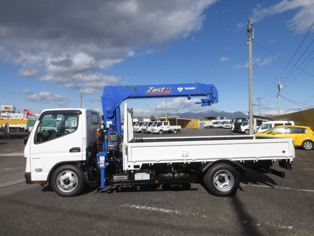 三菱ふそう キャンター 小型 平ボディ（クレーン付） 2RG-FEAV0(102380) 4枚目