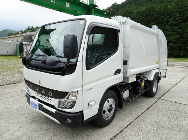 三菱ふそう キャンター 小型 塵芥車（プレス式） 2RG-FEAV0(107993) 1枚目