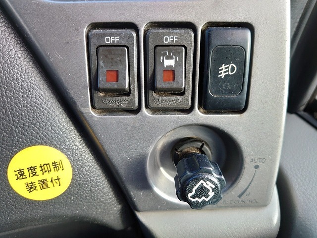 UDトラックス（日産） クオン 大型 ウィング LKG-CG5ZA(8945) 50枚目