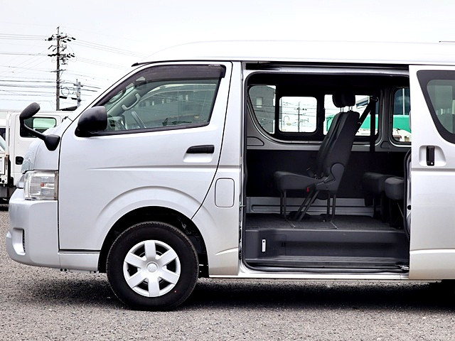 トヨタ ハイエース 小型 その他 CBA-TRH219W(109210) 10枚目