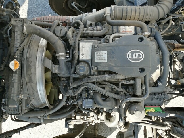 UDトラックス（日産） コンドル 中型 ウィング SKG-MK38L(4761) 49枚目