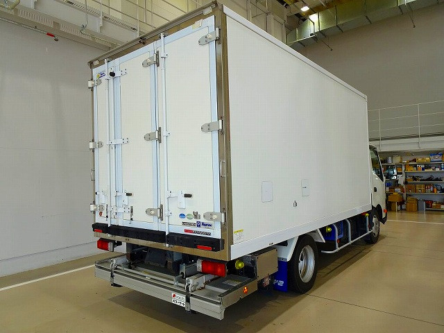 日野 デュトロ 小型 冷蔵冷凍バン TPG-XZU710M(111656) 3枚目