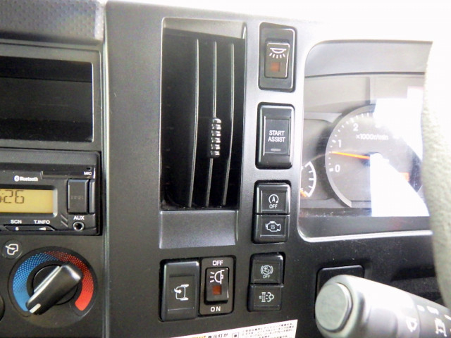 いすゞ エルフ 小型 バン 2RG-NPR88AN(110064) 21枚目