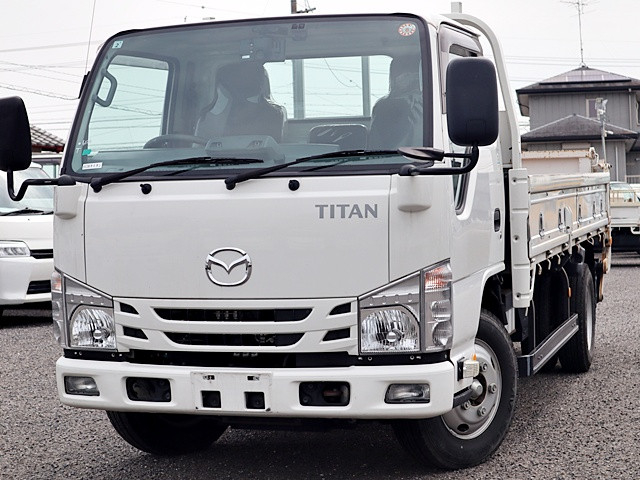 マツダ タイタン 小型 平ボディ 2RG-LKR88AR(105421) 1枚目