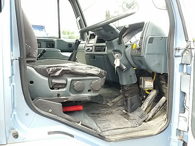 UDトラックス（日産） コンドル 増トン ミキサー車 PK-PK36A(11755) 7枚目