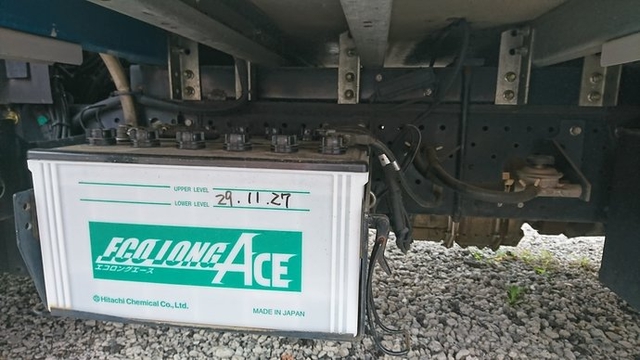 いすゞ エルフ 小型 冷蔵冷凍バン BDG-NPR85AN(2136) 17枚目