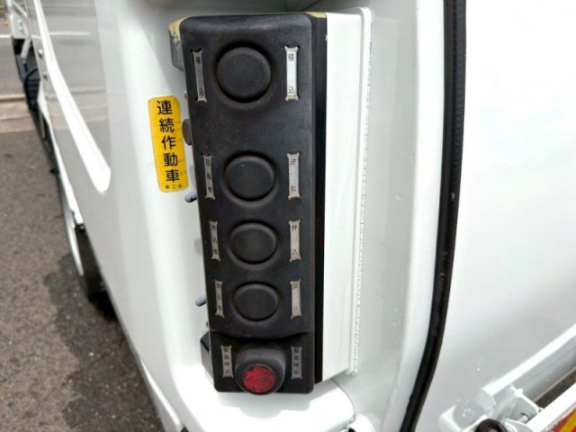 三菱ふそう キャンター 小型 塵芥車（プレス式） 2PG-FEB90(105540) 14枚目