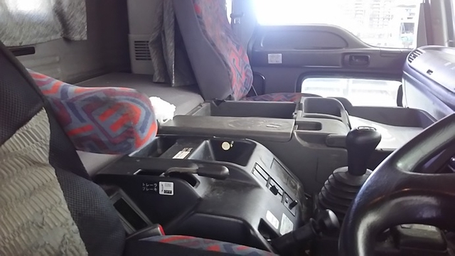 いすゞ ギガ 大型 トラクタ KL-EXD52E3(1975) 16枚目