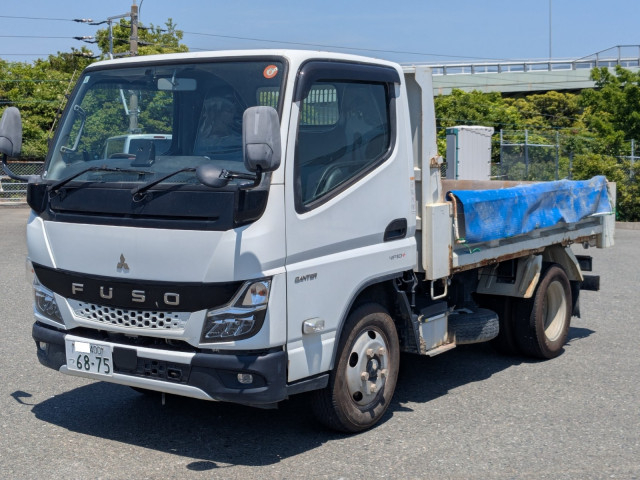 三菱ふそう キャンター 小型 土砂ダンプ 2RG-FBA60(106140) 1枚目