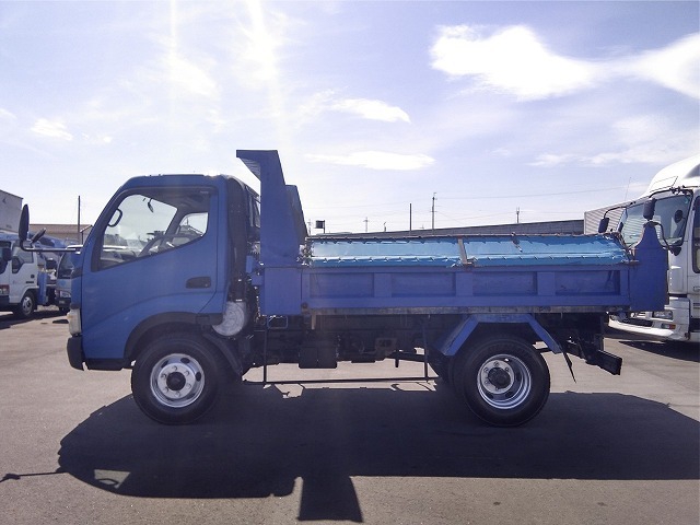 トヨタ ダイナ 小型 土砂ダンプ PB-XZU404A(9655) 9枚目