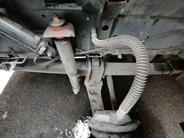 UDトラックス（日産） クオン 大型 冷蔵冷凍バン PKG-CG4ZA(5641) 58枚目