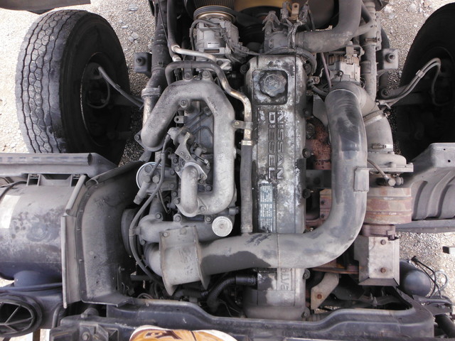 UDトラックス（日産） コンドル 中型 ウィング KK-MK252LH(1364) 18枚目