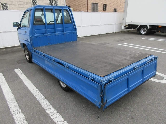 トヨタ タウンエース 小型 平ボディ GK-KM75(6675) 8枚目