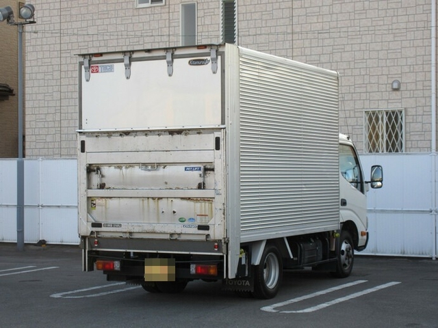 トヨタ ダイナ 小型 バン TKG-XZC605(7686) 3枚目