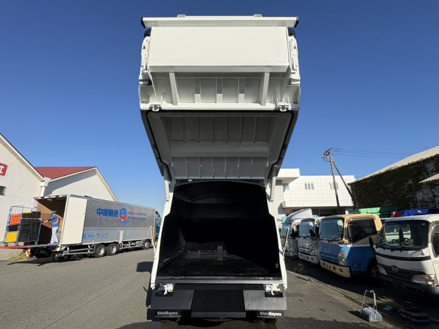 三菱ふそう ファイター 中型 塵芥車（プレス式） 2KG-FK72F(112788) 17枚目