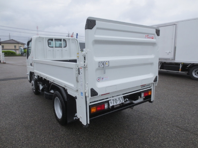 三菱ふそう キャンター 小型 平ボディ 2RG-FBAV0(104709) 5枚目