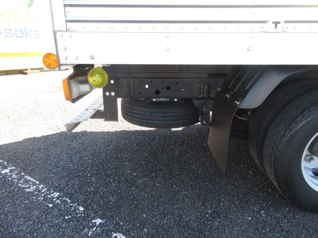 日野 デュトロ 小型 バン 2RG-XZC605M(113822) 37枚目