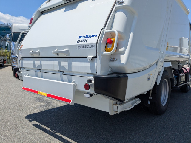 三菱ふそう キャンター 小型 塵芥車（プレス式） 2RG-FEAV0(108610) 11枚目