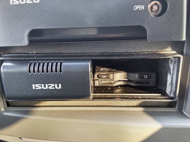 いすゞ エルフ 小型 バン TKG-NPR85AN(10878) 33枚目