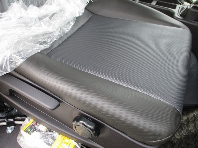 三菱ふそう ファイター 中型 コンテナ専用車 2KG-FK72F(9566) 18枚目