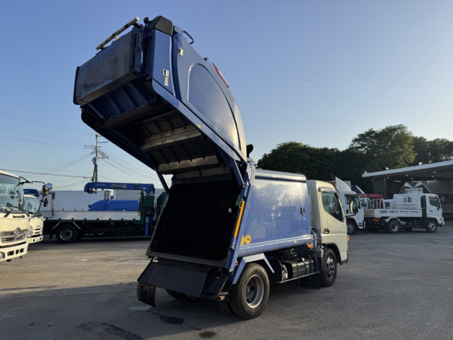 三菱ふそう キャンター 小型 塵芥車（プレス式） 2PG-FEAV0(110481) 9枚目