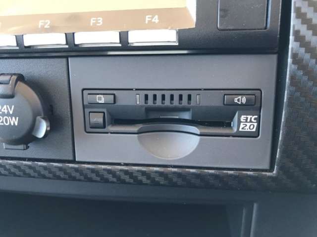 日野 レンジャー 中型 冷蔵冷凍バン 2KG-FD2ABG(107970) 15枚目