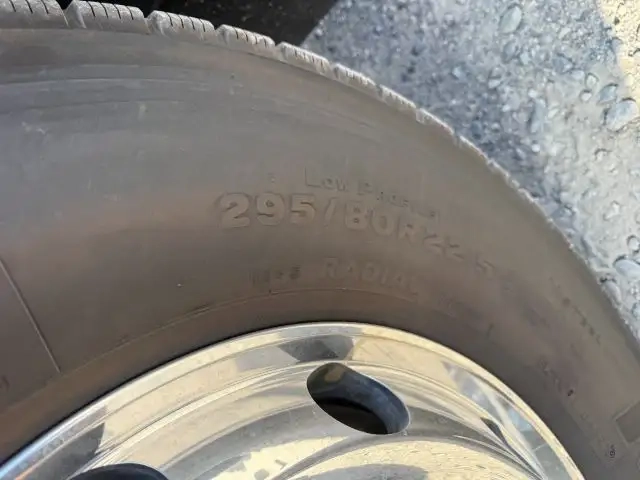 日野 プロフィア 大型 トラクタ 2WG-SH1EDGG(108834) 10枚目