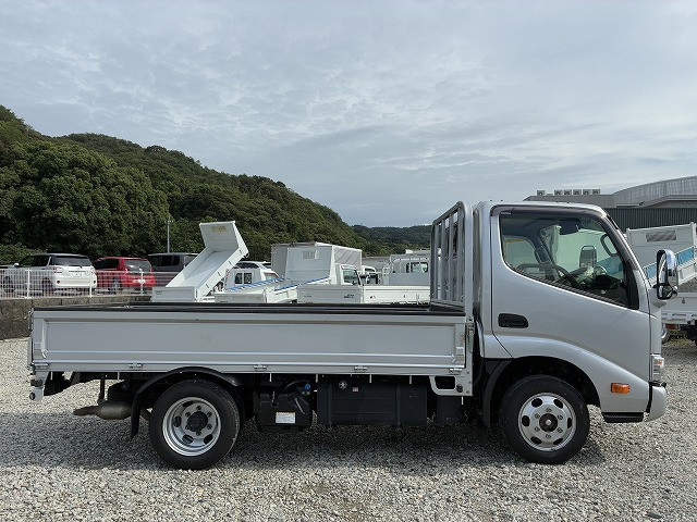 トヨタ ダイナ 小型 平ボディ 2PG-GDY281(107727) 5枚目
