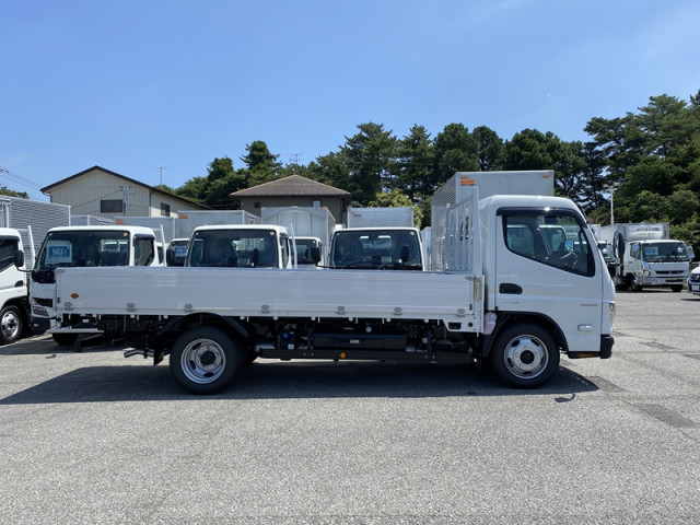 三菱ふそう キャンター 小型 平ボディ 2RG-FEAV0(112577) 5枚目
