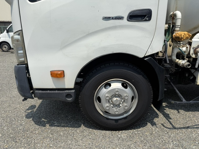 日野 デュトロ 中型 高圧洗浄車 TKG-XZU700X(110739) 11枚目