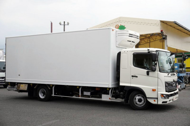 日野 レンジャー 中型 冷蔵冷凍バン 2KG-FD2ABG(108427) 6枚目
