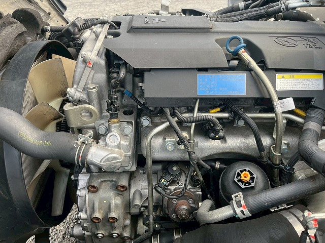 三菱ふそう キャンター 小型 バン TPG-FEA50(105896) 41枚目