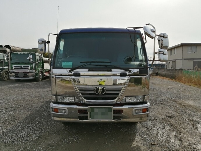 UDトラックス（日産） コンドル 増トン 平ボディ BDG-PW37C(5506) 3枚目