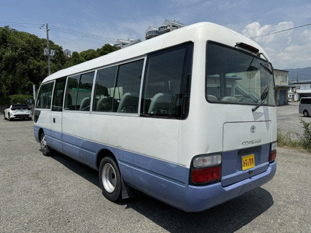 トヨタ コースター 中型 バス PB-XZB50(109619) 4枚目