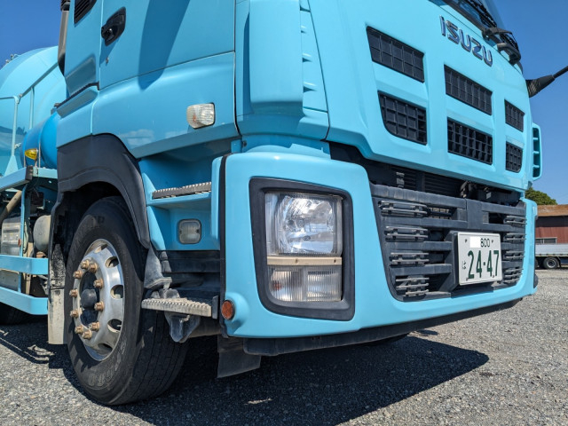 いすゞ ギガ 大型 ミキサー車 QKG-CXZ77AT(111490) 21枚目