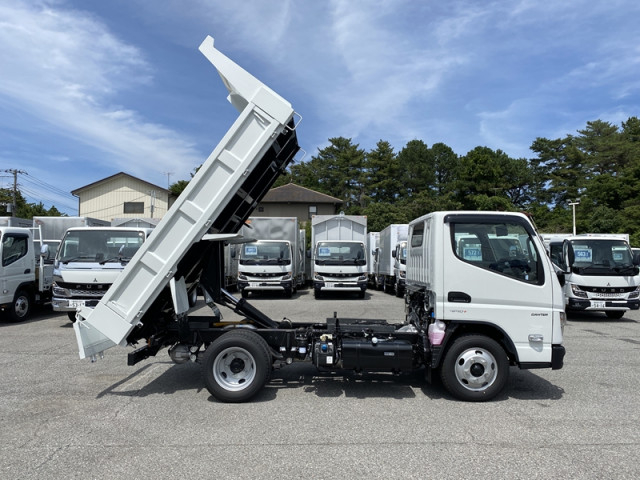 三菱ふそう キャンター 小型 土砂ダンプ 2RG-FBA60(107516) 5枚目