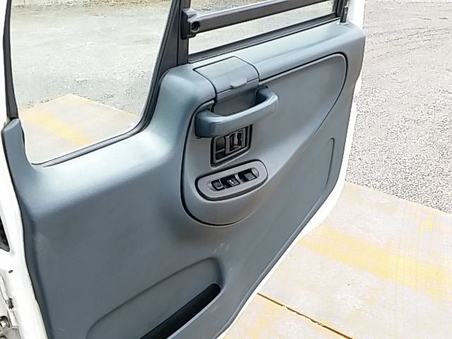 UDトラックス（日産） ビッグサム 大型 ウィング KL-CG48L(8801) 67枚目