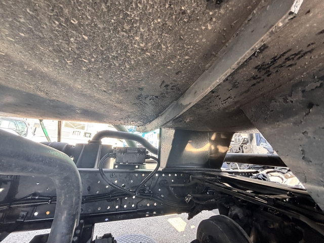 マツダ タイタン 小型 バキュームカー/糞尿車 SKG-LPR85YN(108204) 19枚目