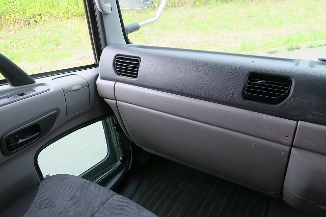 UDトラックス（日産） コンドル 中型 ウィング TKG-MK38C(32202) 14枚目
