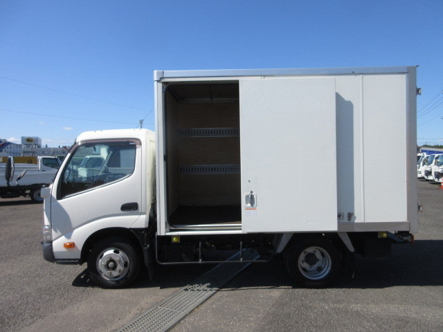 トヨタ ダイナ 小型 バン 2RG-XZC605(113686) 18枚目
