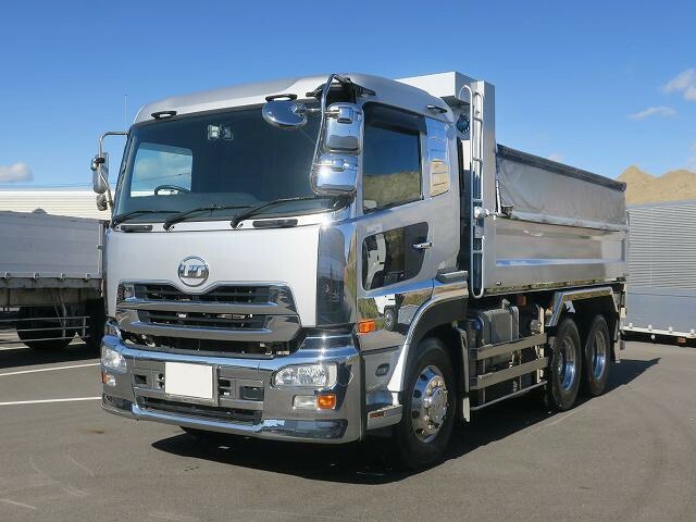 UDトラックス（日産） クオン 大型 土砂ダンプ QKG-CW5XL(35628) 1枚目