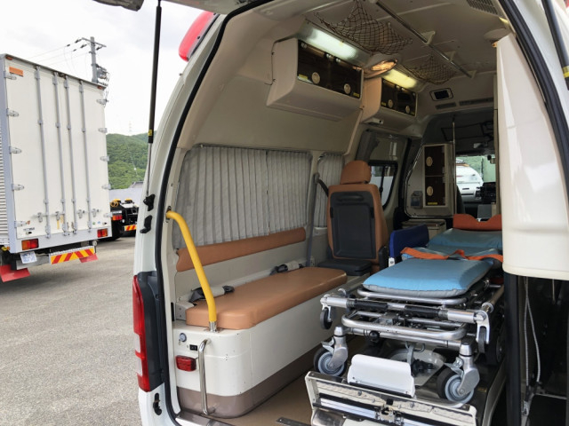 トヨタ ハイエース 小型 その他 CBF-TRH226S(67651) 18枚目
