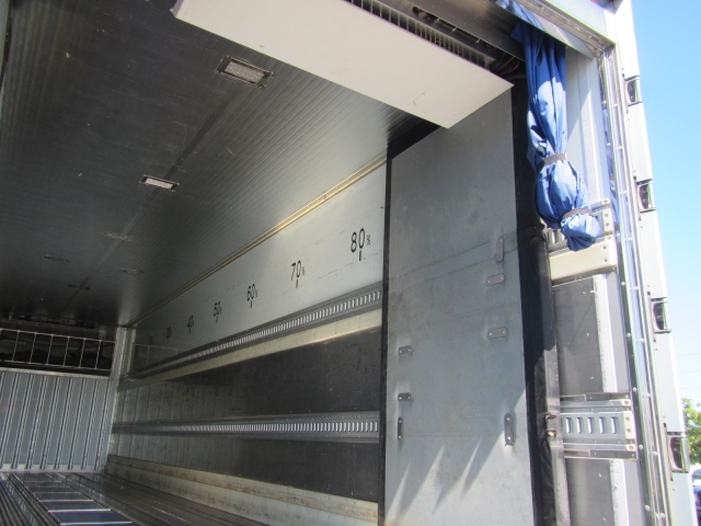 日野 プロフィア 大型 冷蔵冷凍バン QPG-FW1EXEG(7346) 13枚目